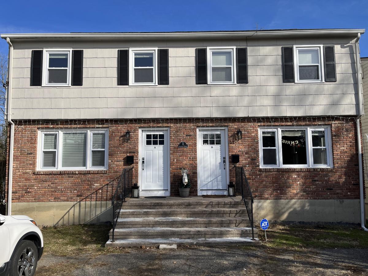 5 Auburn Street A & B