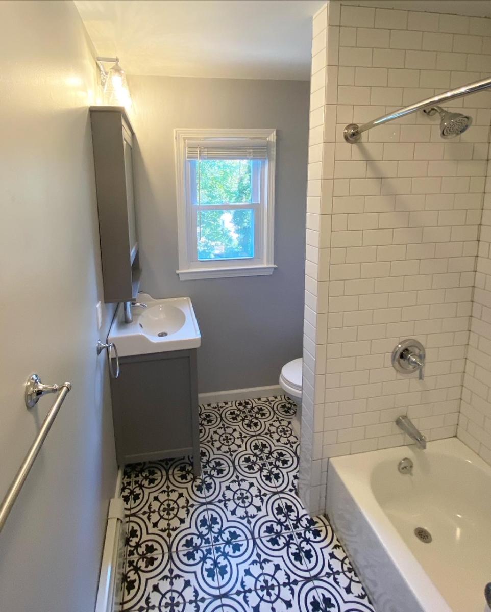 5 Auburn Street Unit A Full Bath