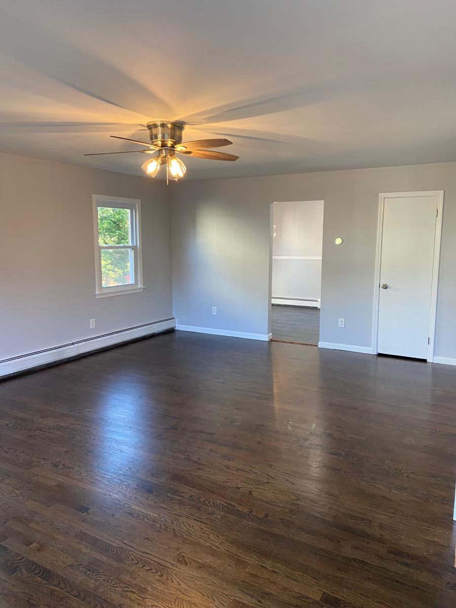 5 Auburn Street Unit A Living Room
